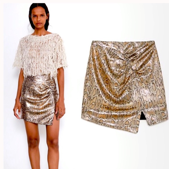 Zara Dresses & Skirts - ZARA Gold Metallic Sequin Snake Python Mini Skirt